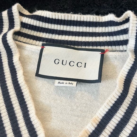 Authentic Gucci BEE Embroidery V-neck Knit Sweater - Picture 8 of 13